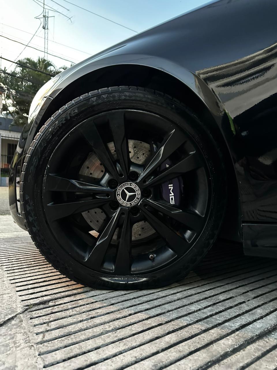 Mercedes-Benz C300 AMG