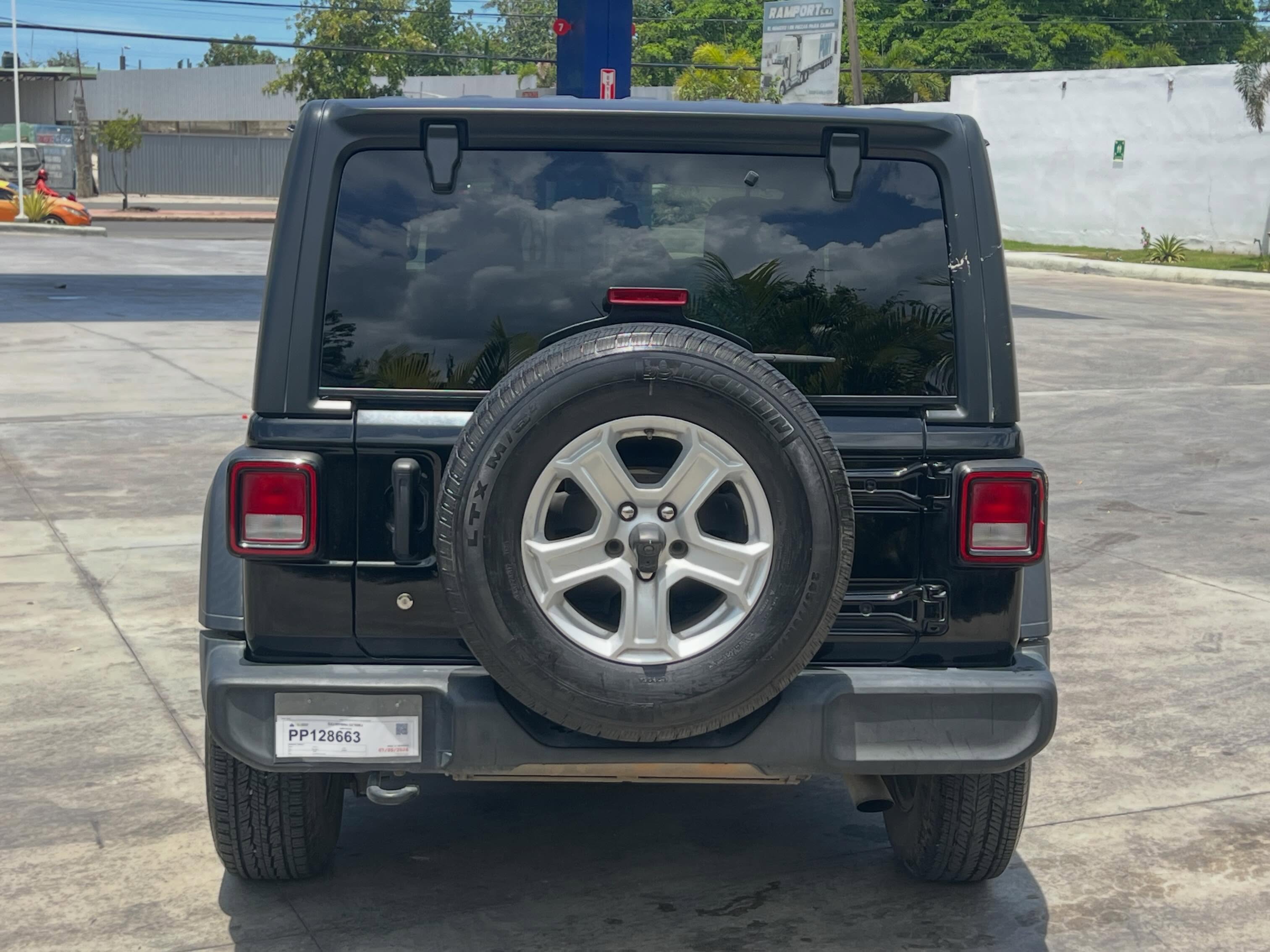 Jeep Wrangler UNLIMITED SPORT